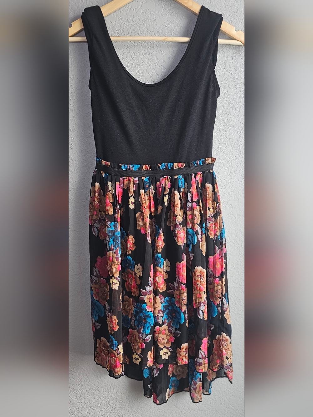 Xhilaration Floral Fit & Flare Dress Small Black Sleeveless Skater Spring Summer